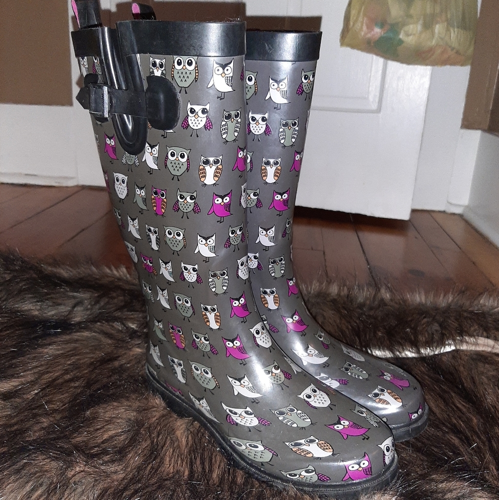 Rain boots from Peebles.